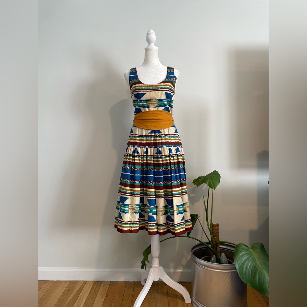 Vintage 70s/80s Deadstock Aztec/Ethnic Print Dress